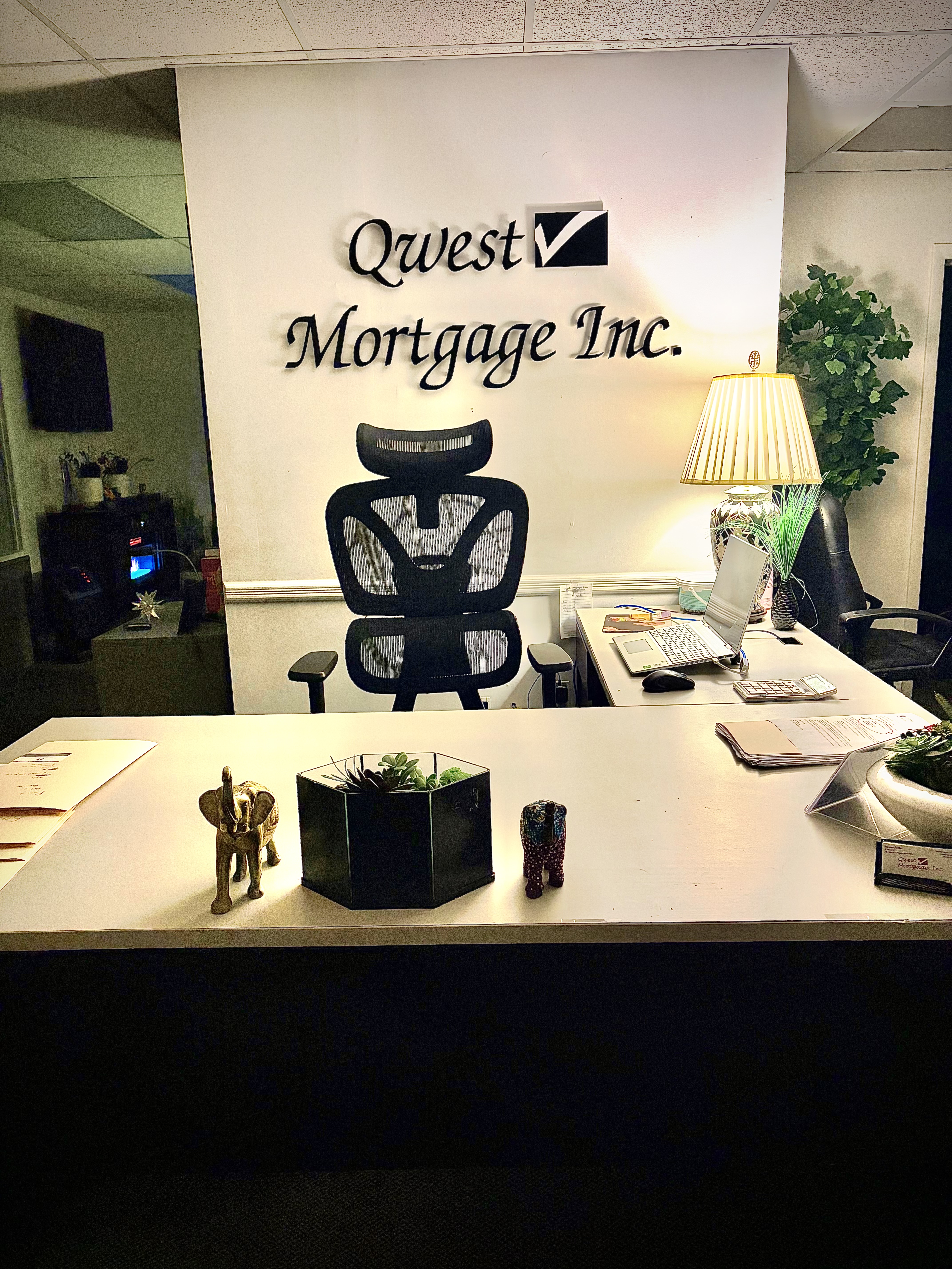 Qwest Mortgage office interior